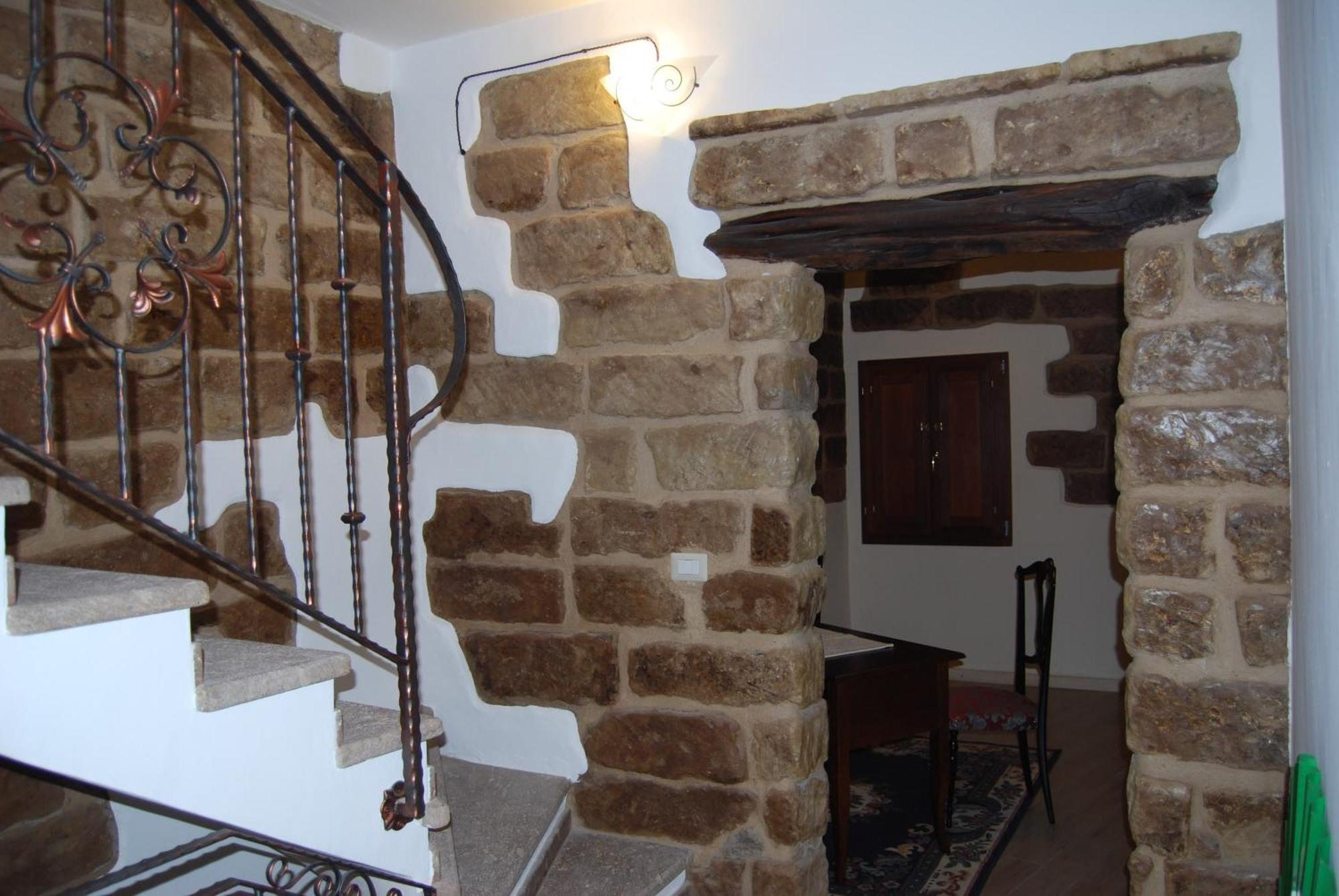 B&B Colti Di Rosa Castelsardo Bagian luar foto